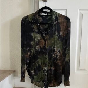 Bella Dahl Tie-Dye Shirt - Black, Green, and Brown